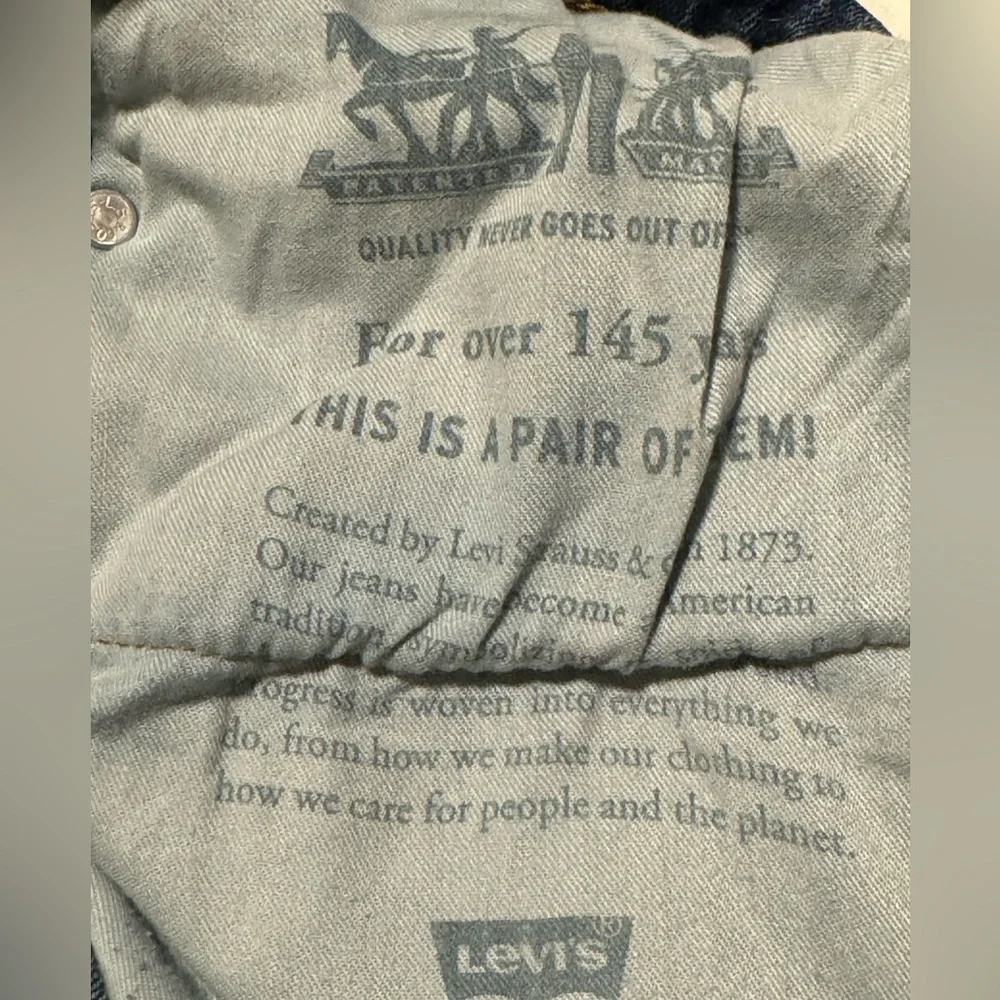 Levis size 34x32